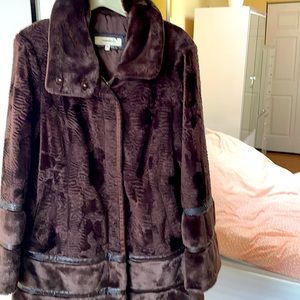 Ladies fall/winter brown “fur” coat